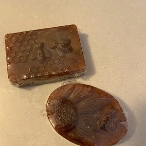 “Unscented Turmeric and Honey” Soap Bar